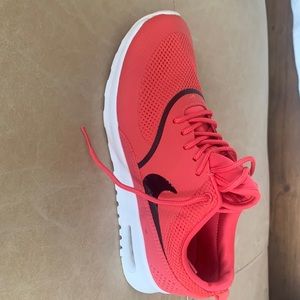 Nike Tennis Shoes size 7.5